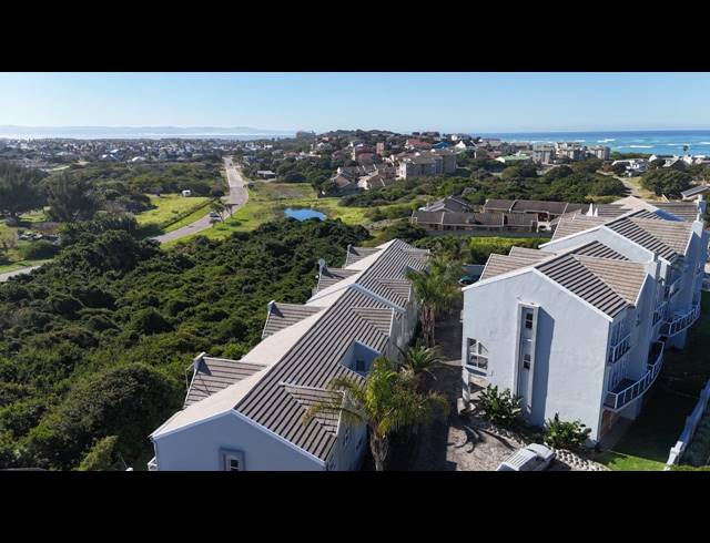 3 BEDROOM APARTMENT FOR SALE IN ASTON BAY